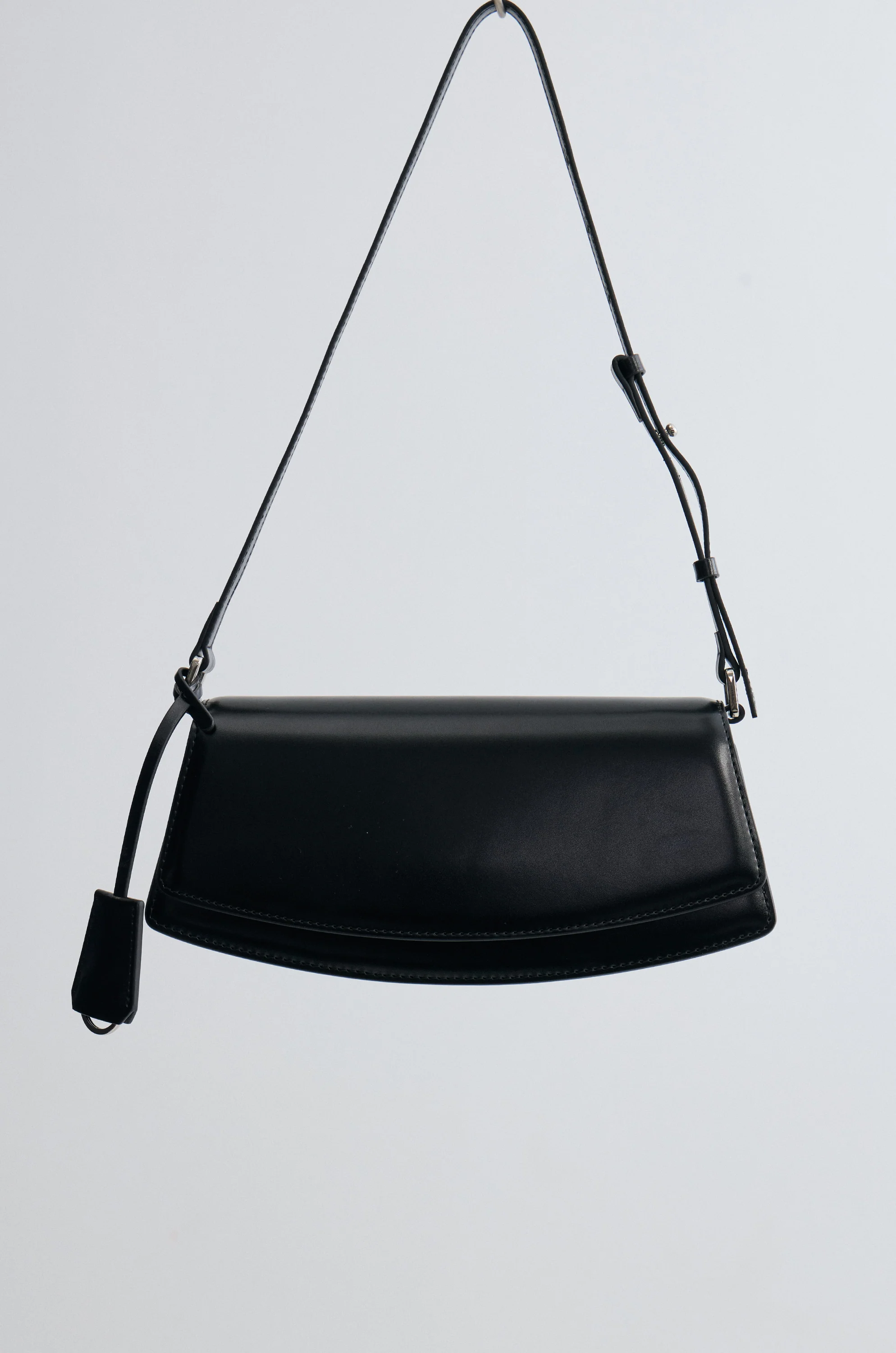90s Utility Shoulder Bag Black - Image 3
