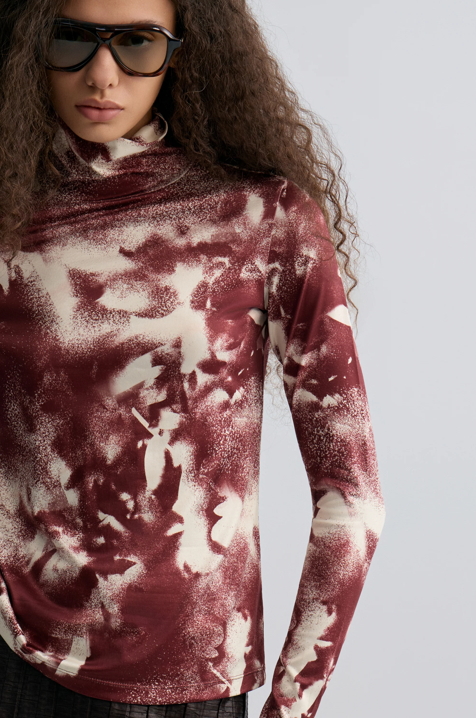 Abstract Art Long Sleeve Turtleneck Top Cranberry - Image 6