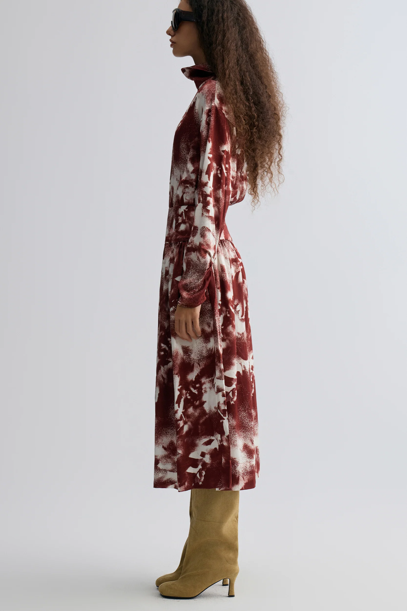 Abstract Flora Midi Dress - Image 2