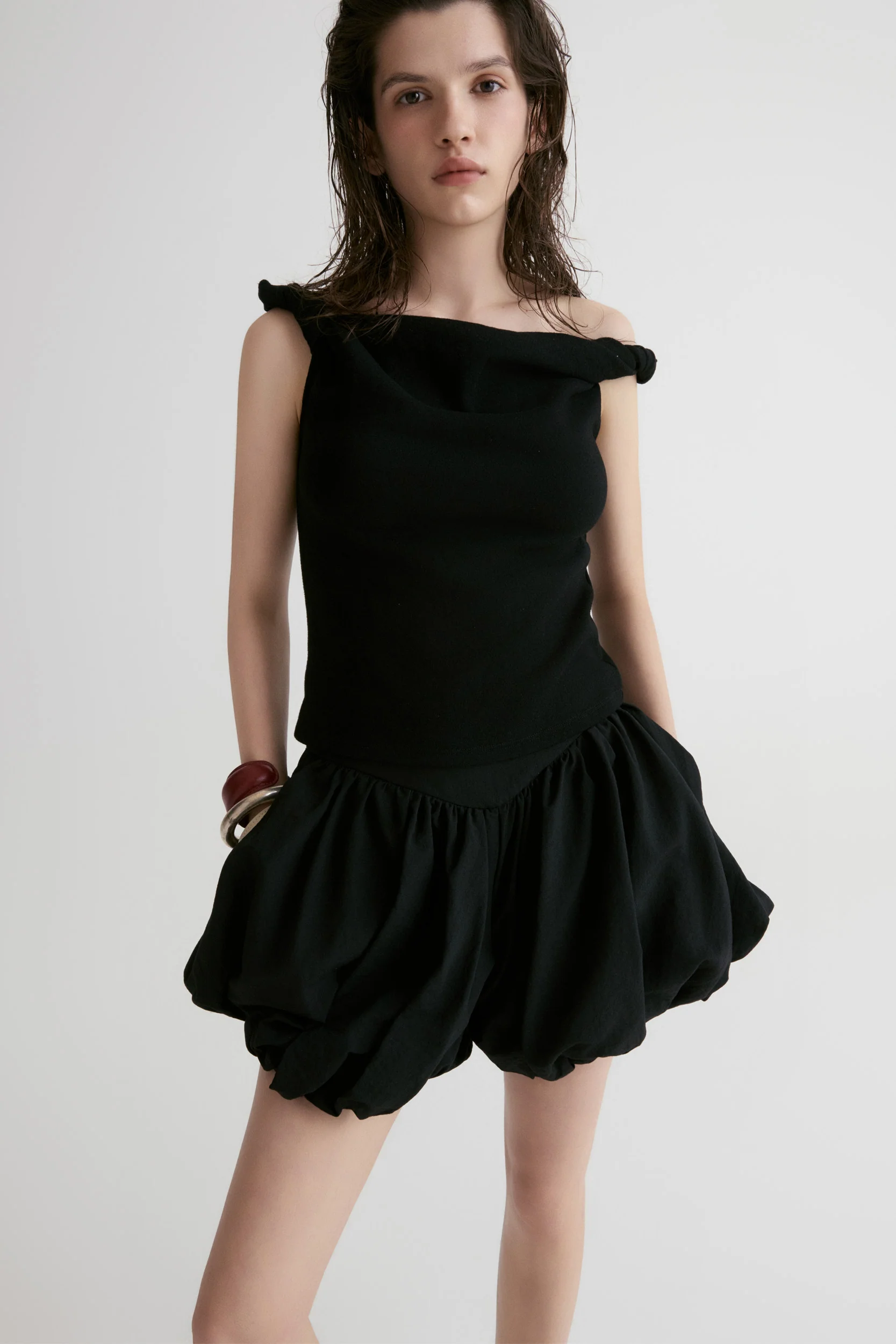 Amalfi Bubble Short-Black - Image 3