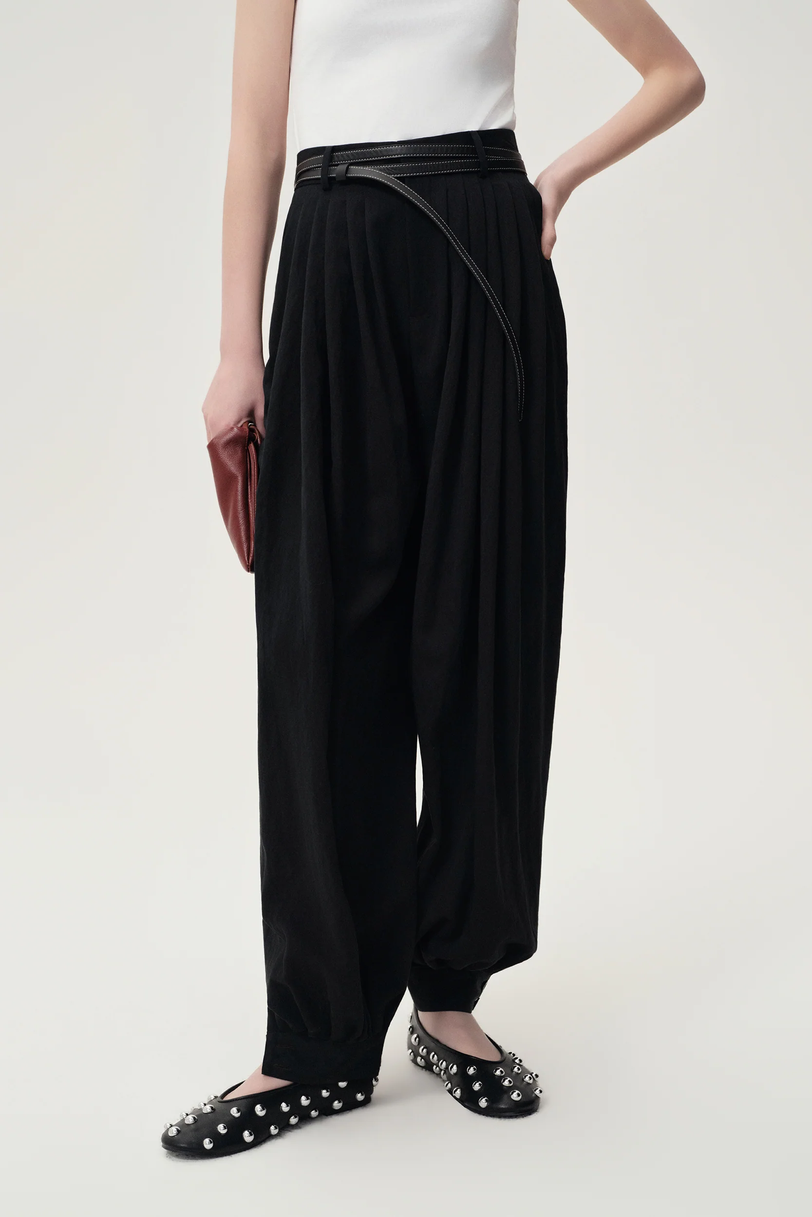Balloon Pleat Trousers Black - Image 2