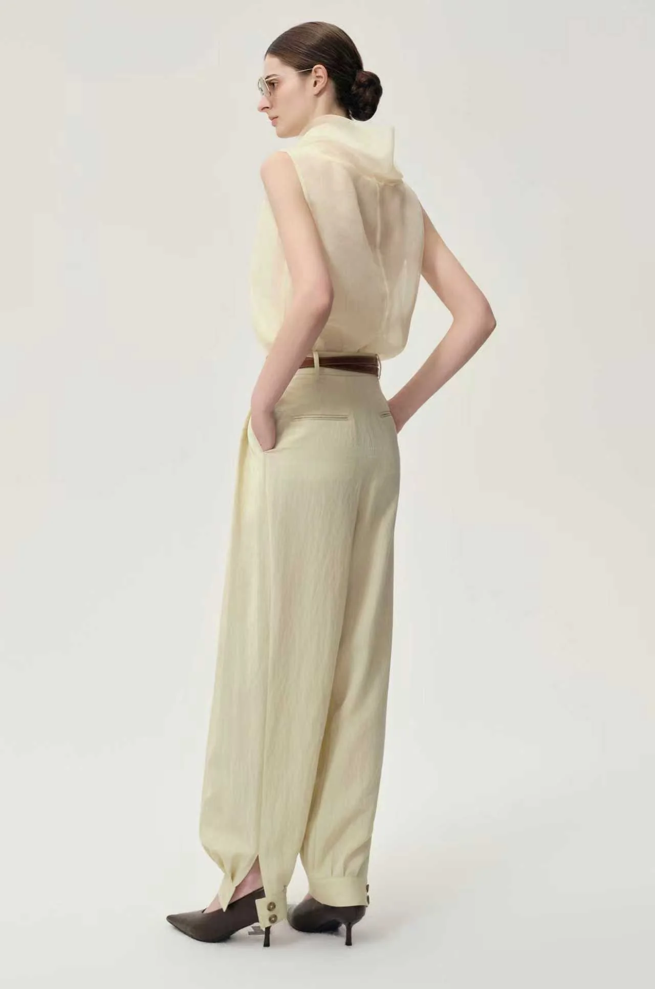 Balloon Pleat Trousers Butter - Image 5