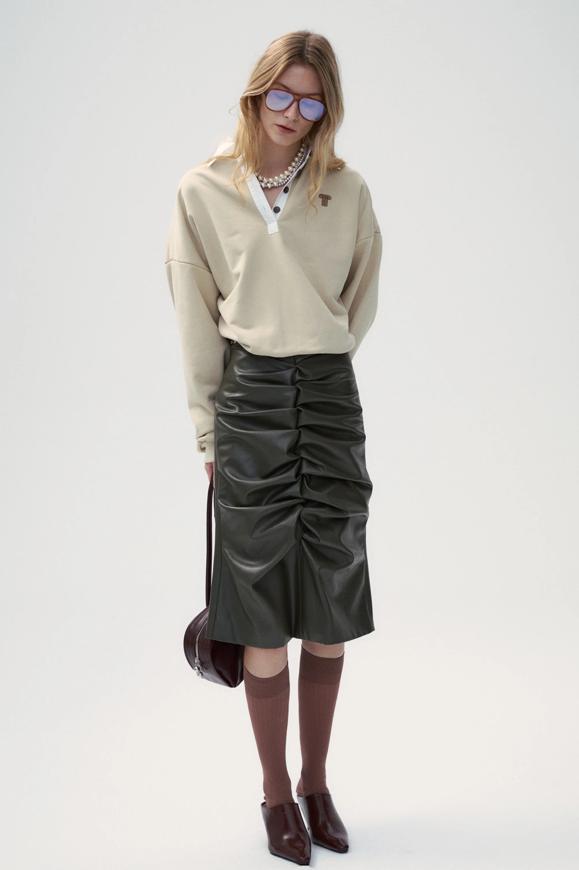"Bon Voyage" Capsule Series - "Meet The Goddess" Embroidered Polo Sweatshirt - Melange gray - Image 7