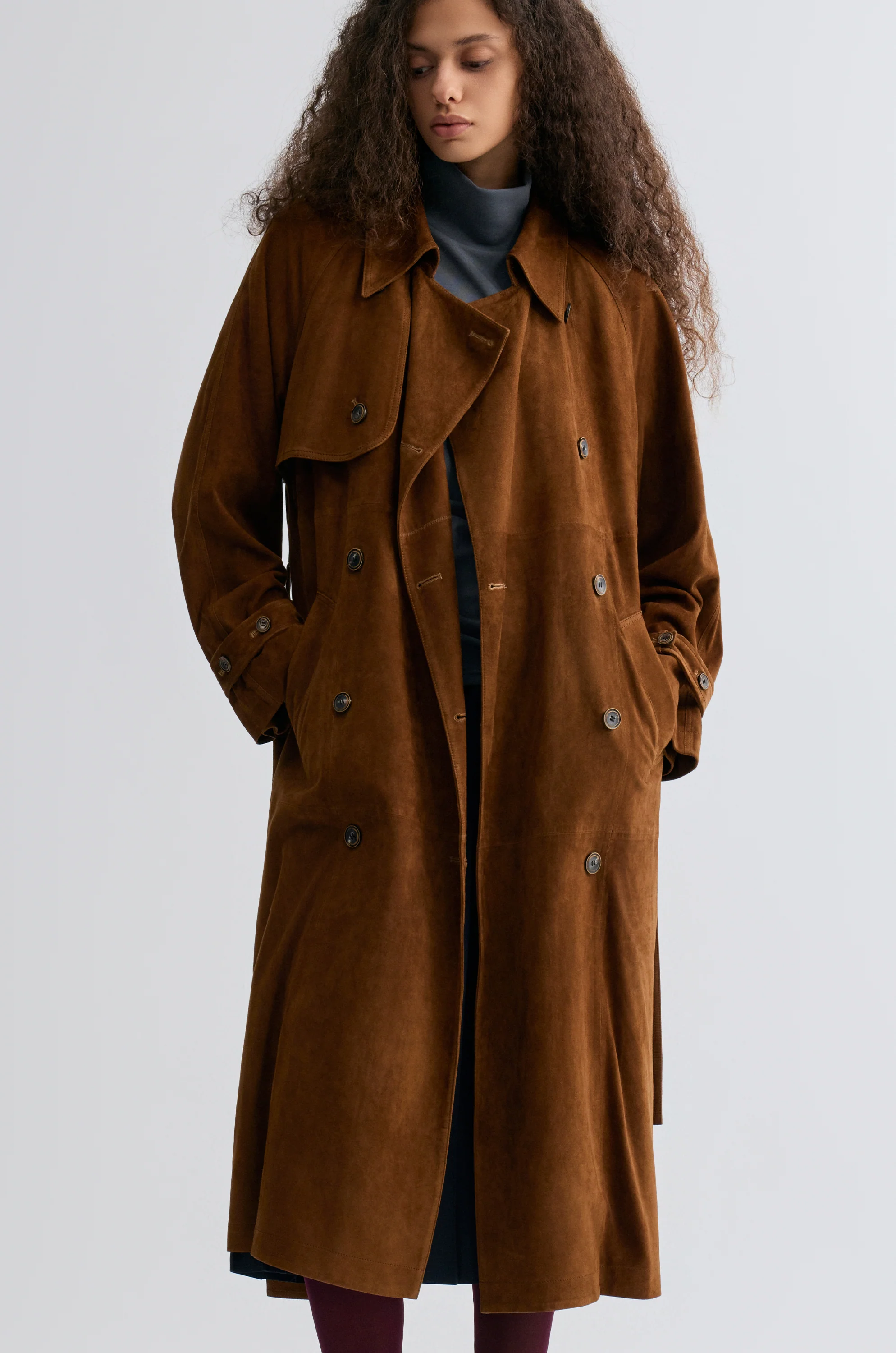 Bonnie Trenchcoat in Suede - Image 6