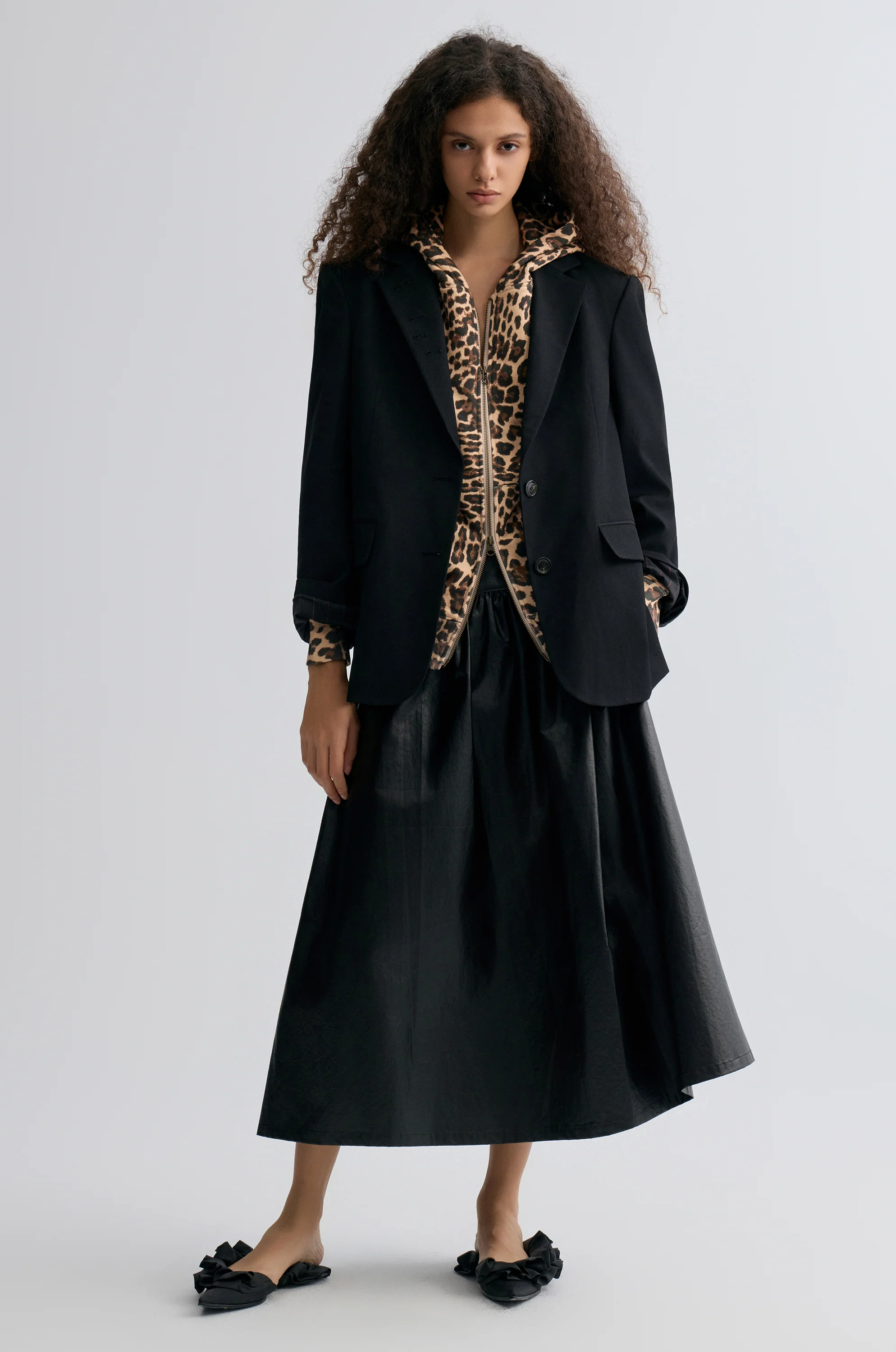 Boxy Single-Breasted Blazer Black - Image 9