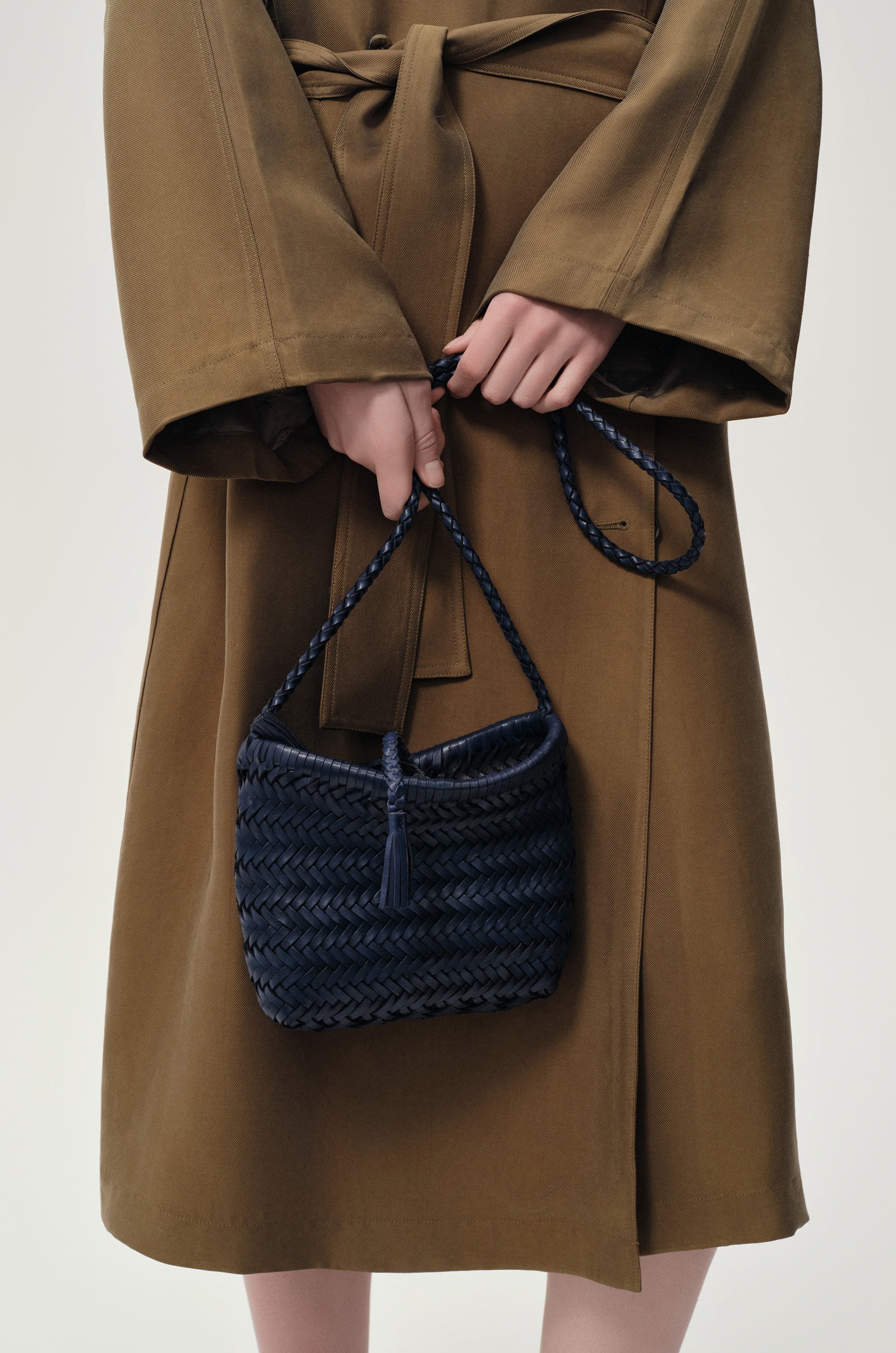 Brise Woven Small Cabas Navy - Image 6