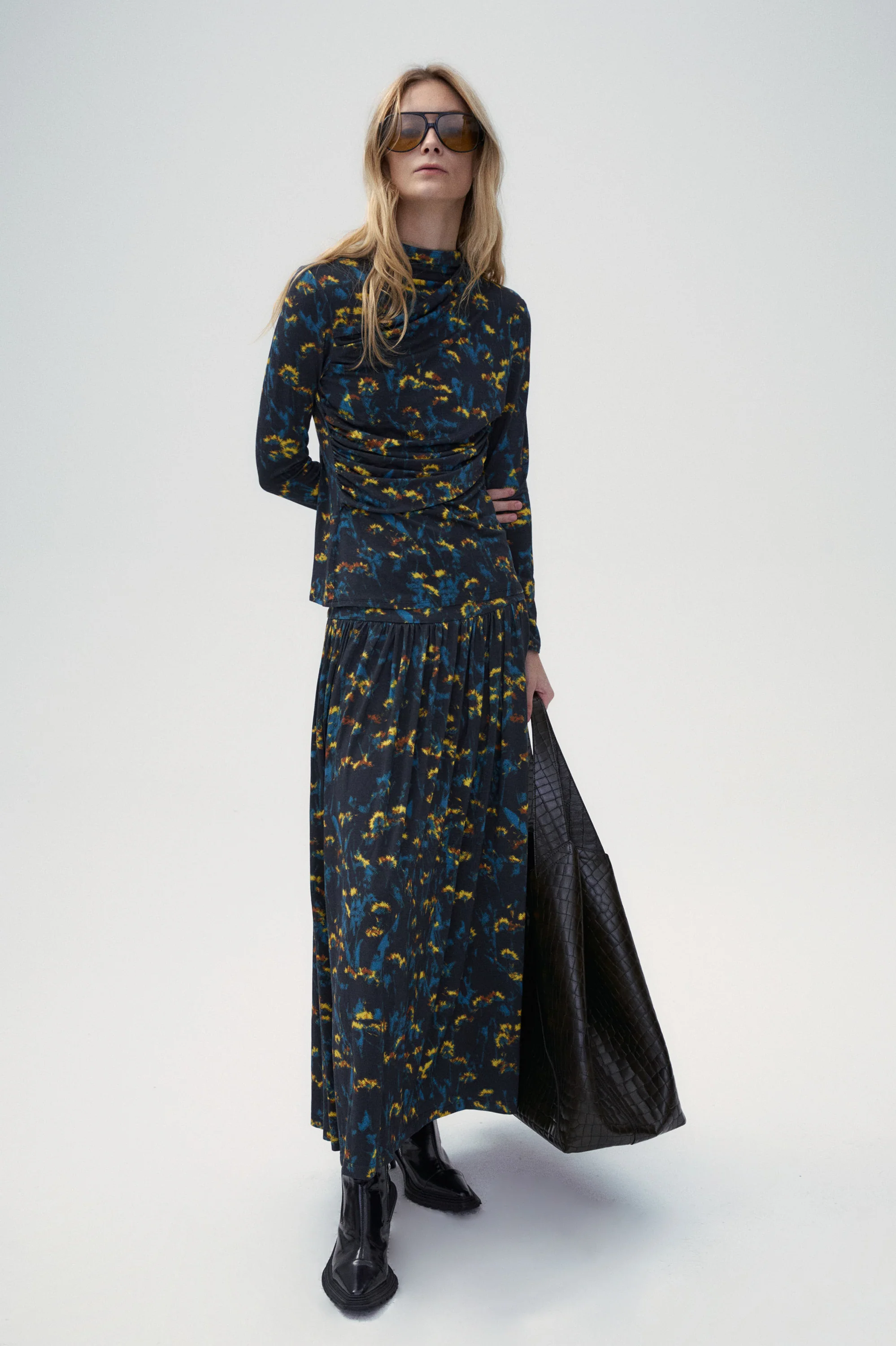 Doris Ditsy Floral Drap T-shirt - Image 3