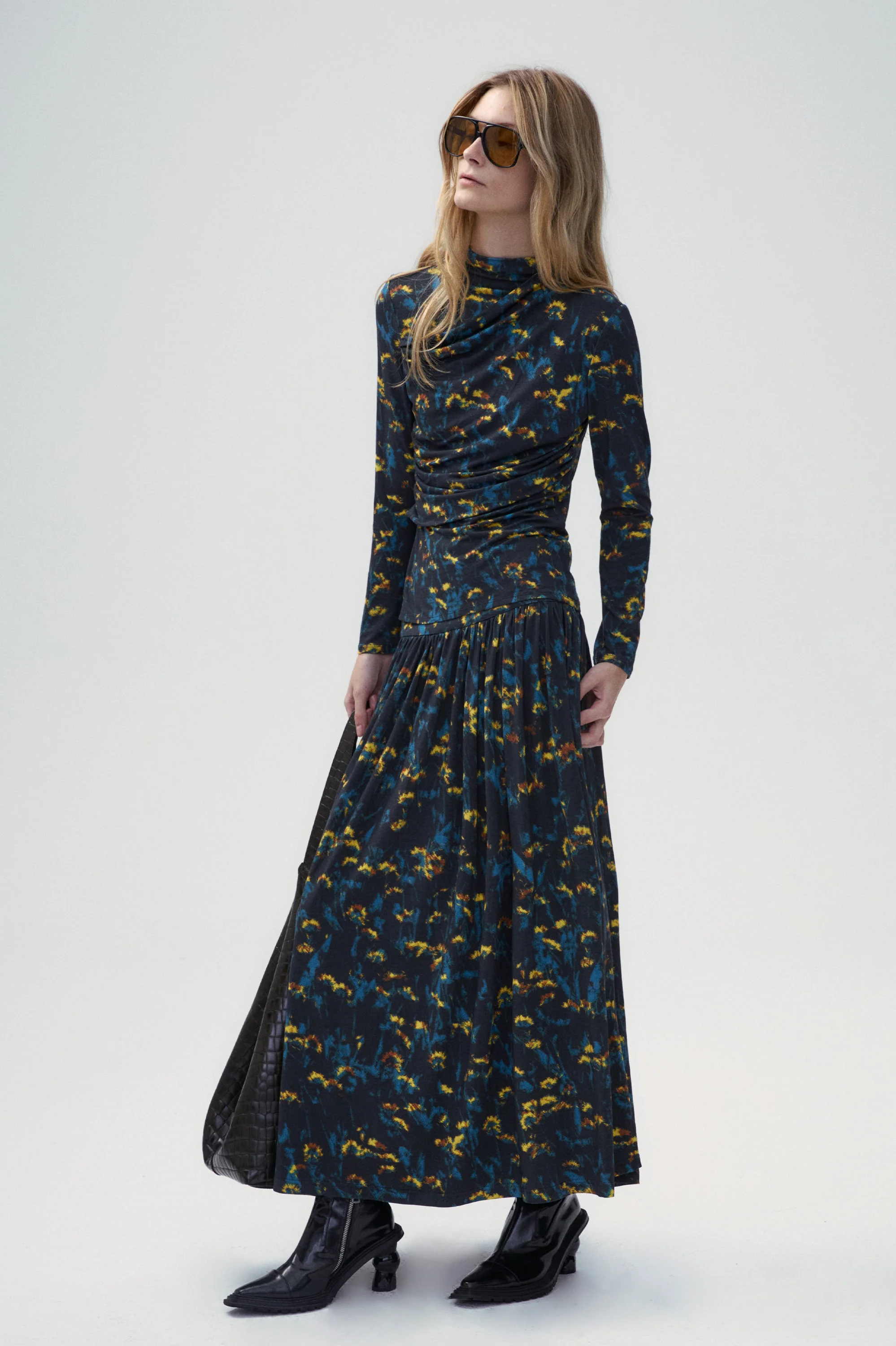 Doris Ditsy Floral Drap T-shirt - Image 4