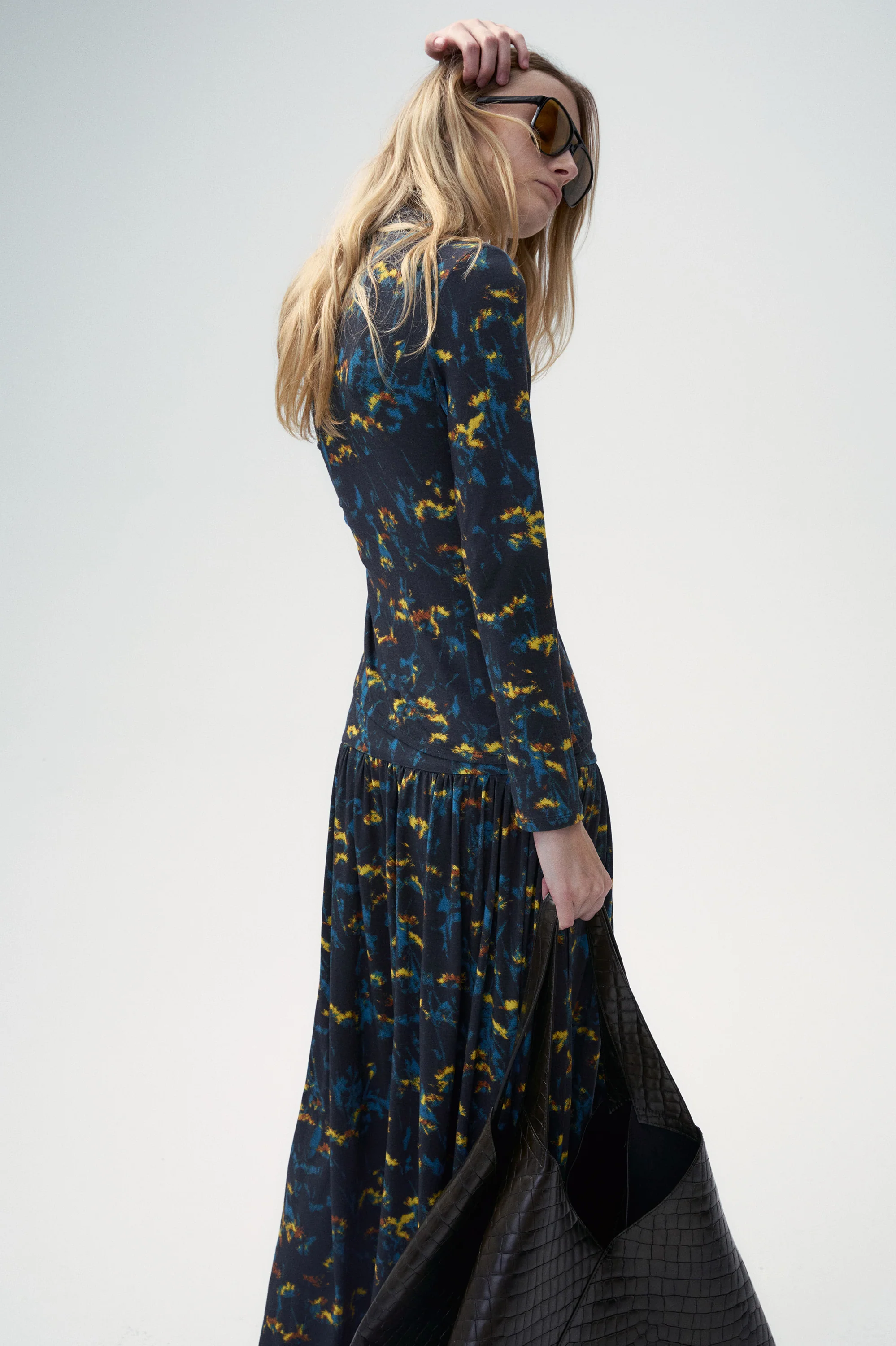 Doris Ditsy Floral Drap T-shirt - Image 5