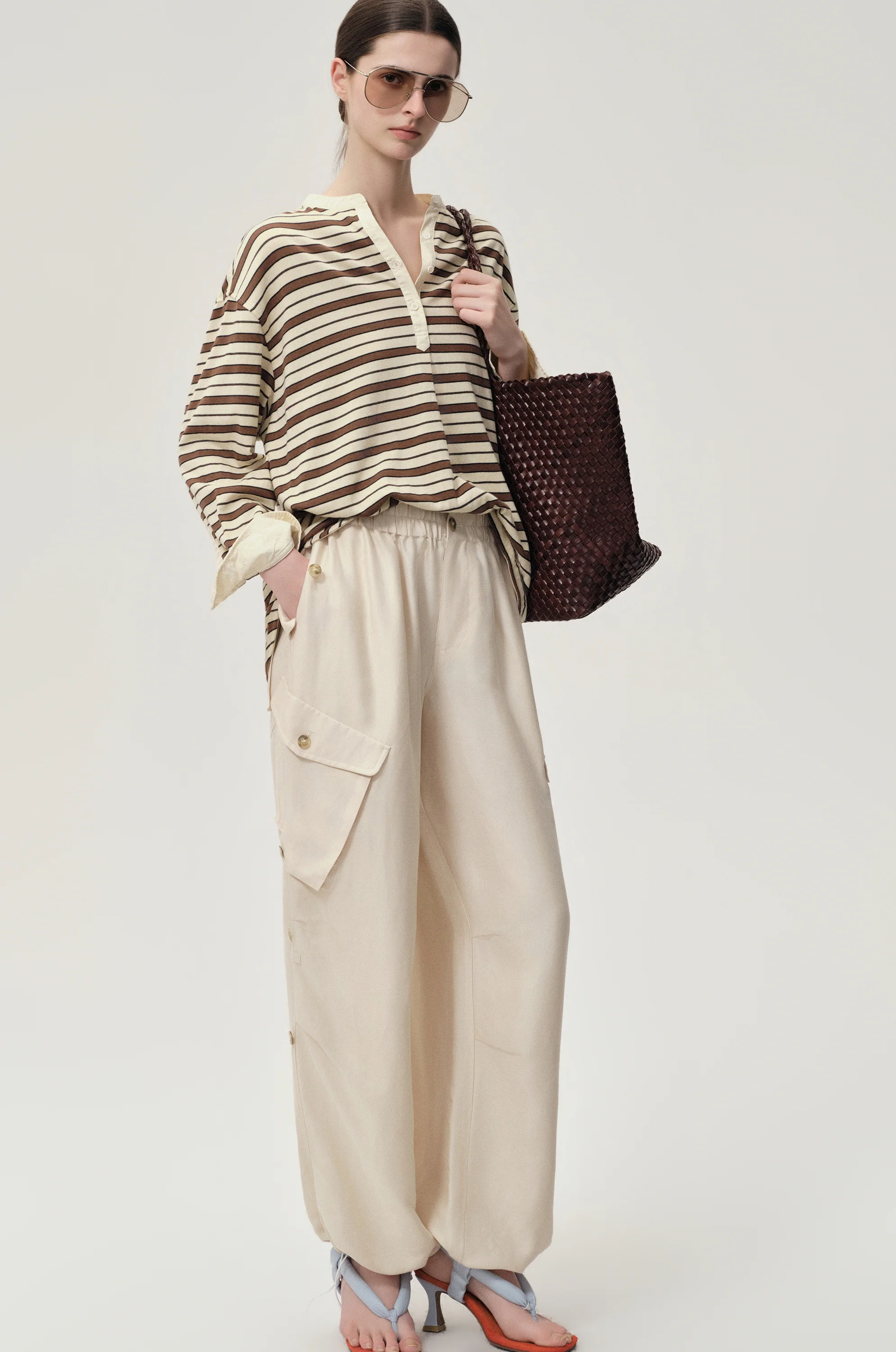 Drift Baggy Cargo Trousers Porcelain - Image 4