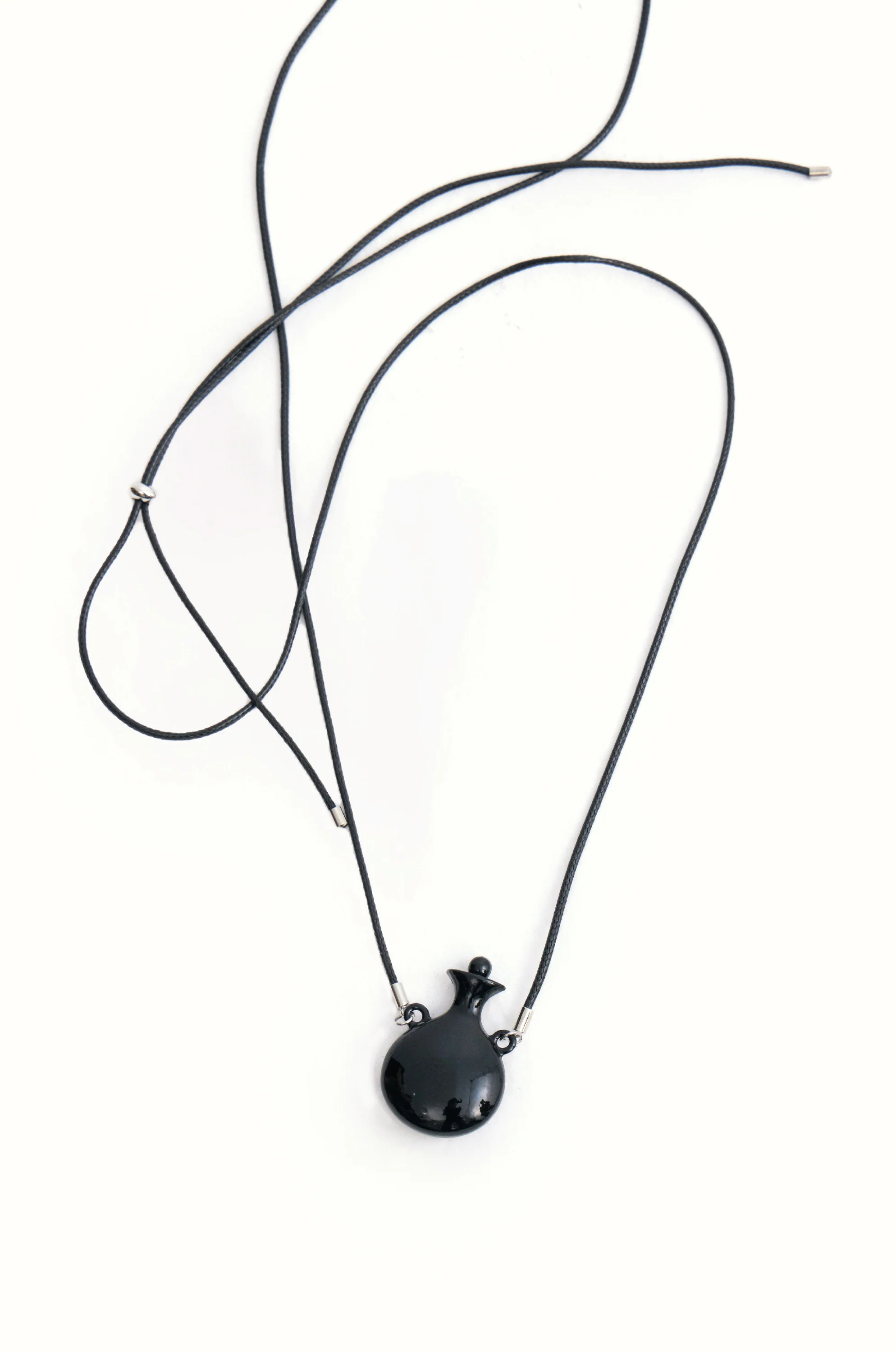 Flask-shaped Pendant Necklace Black - Image 4
