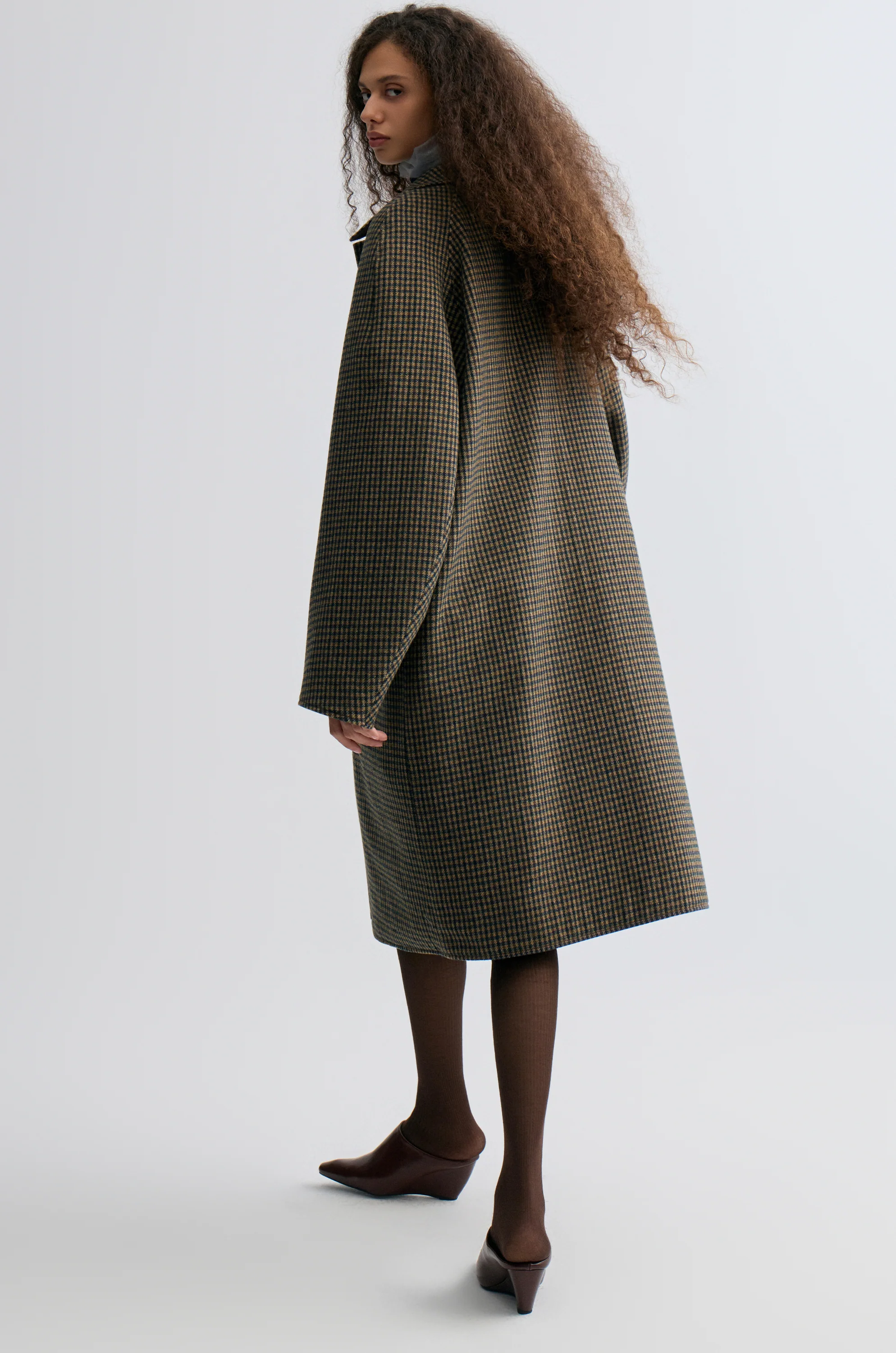 Reversible Twill and Check Trench Coat Almandine - Image 11