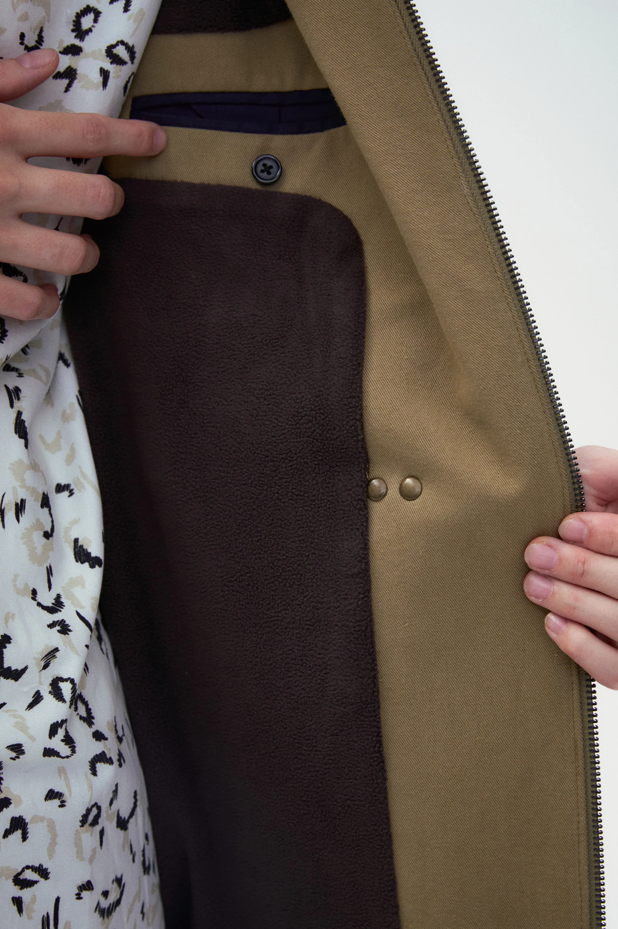 High Density Cotton Cargo Jacket - Image 7