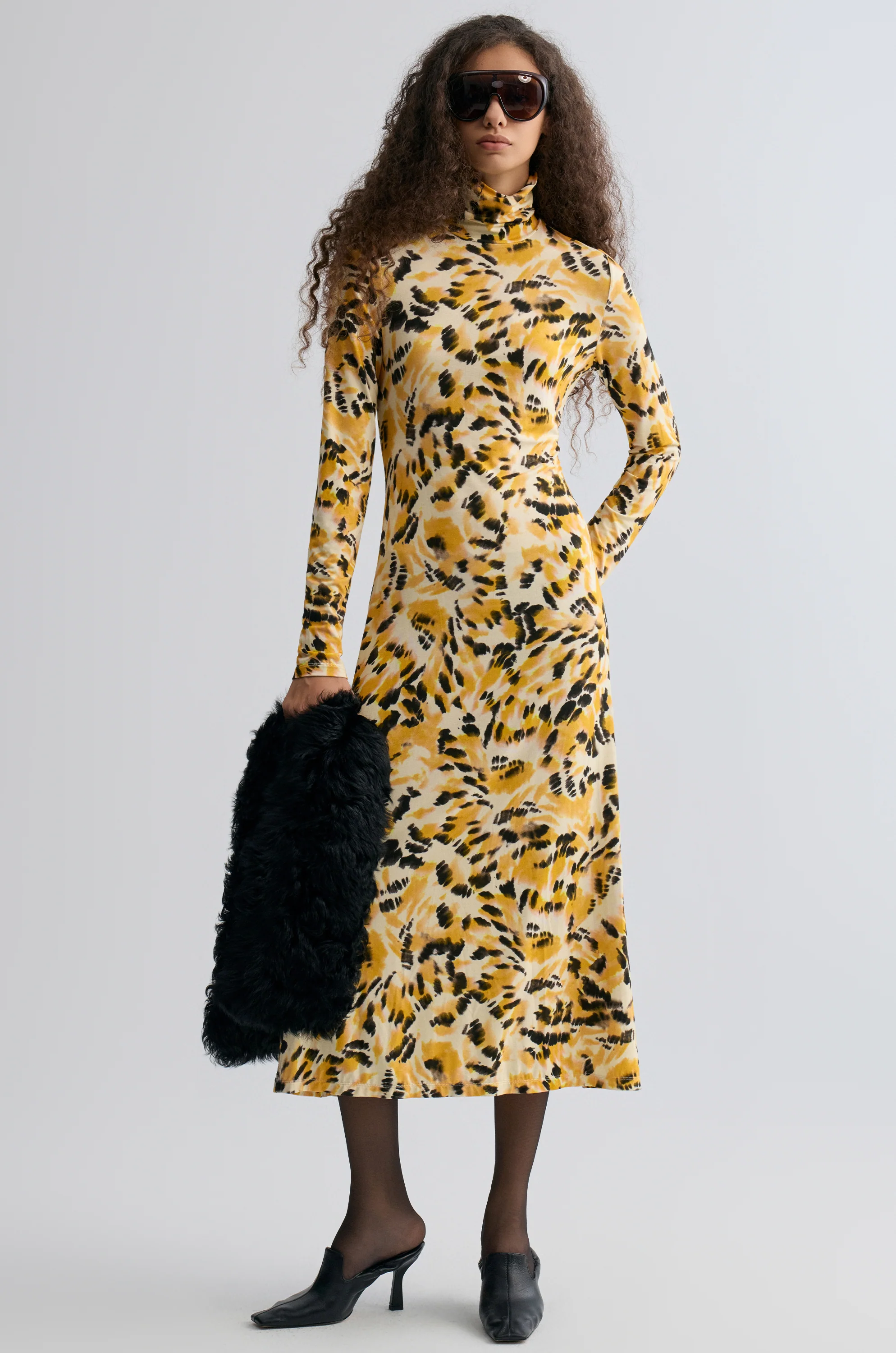 Savanna Turtleneck jersey maxi dress - Image 5
