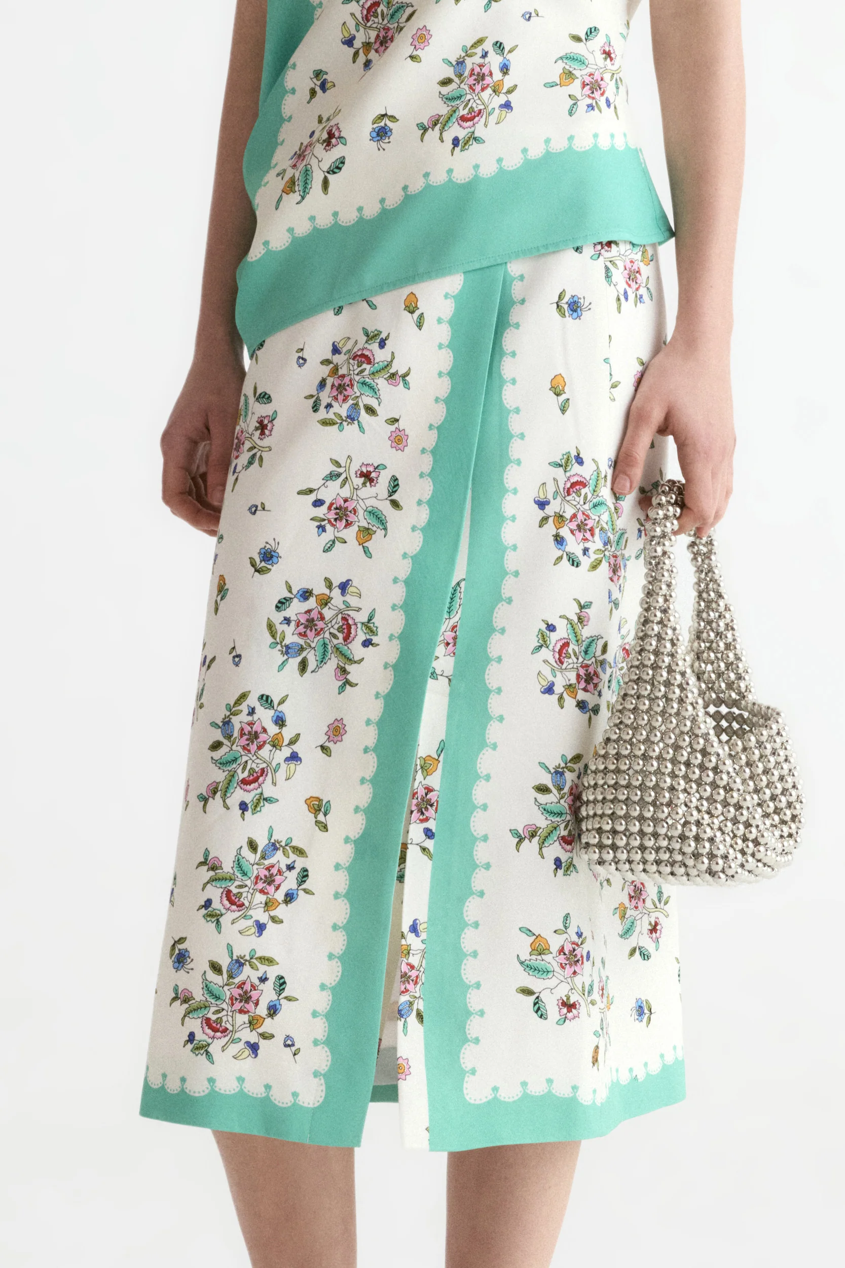 Scarf-print Front Slit Midi Skirt - Image 3