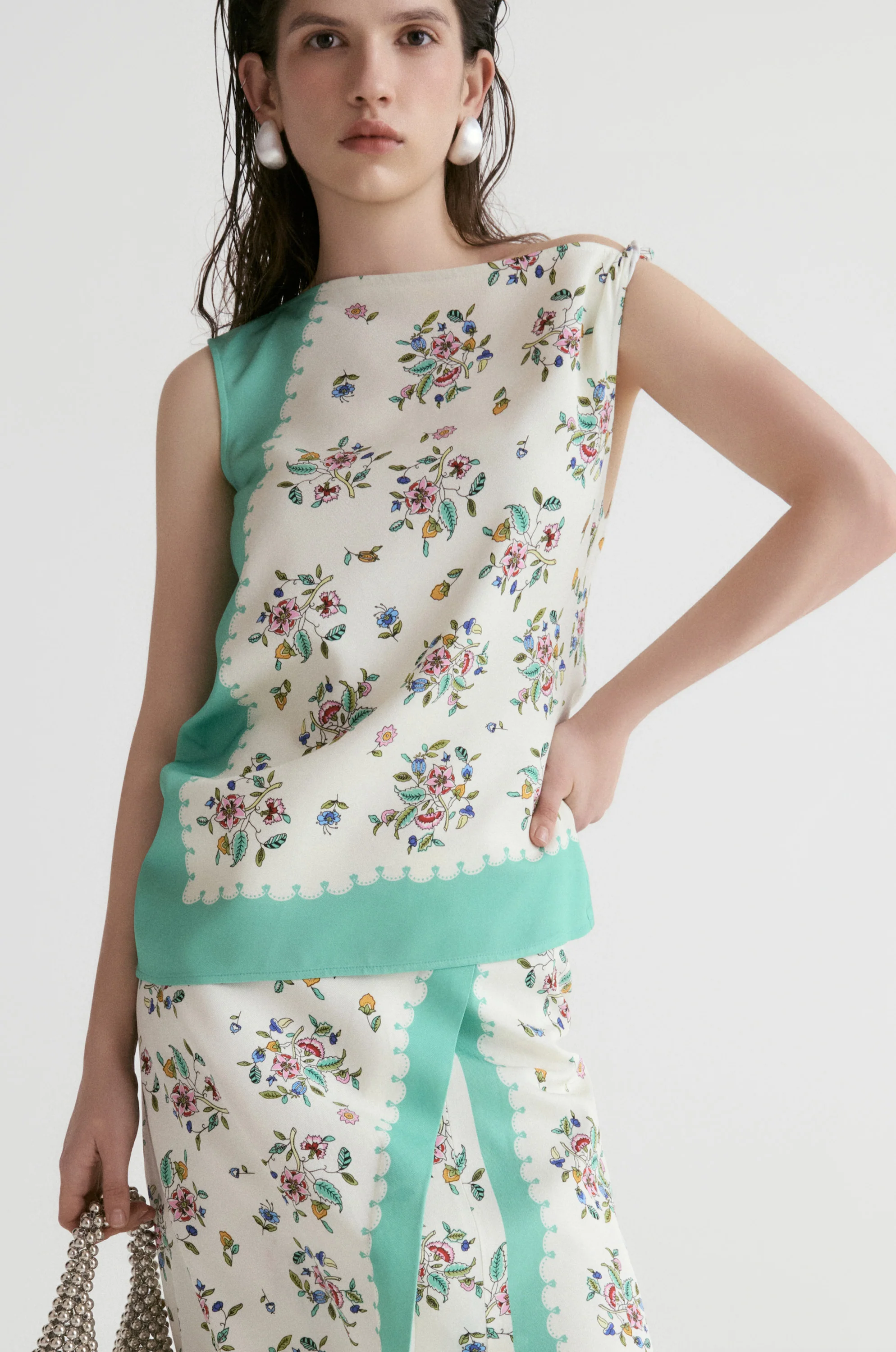 Scarf-print Twisted Top - Image 3