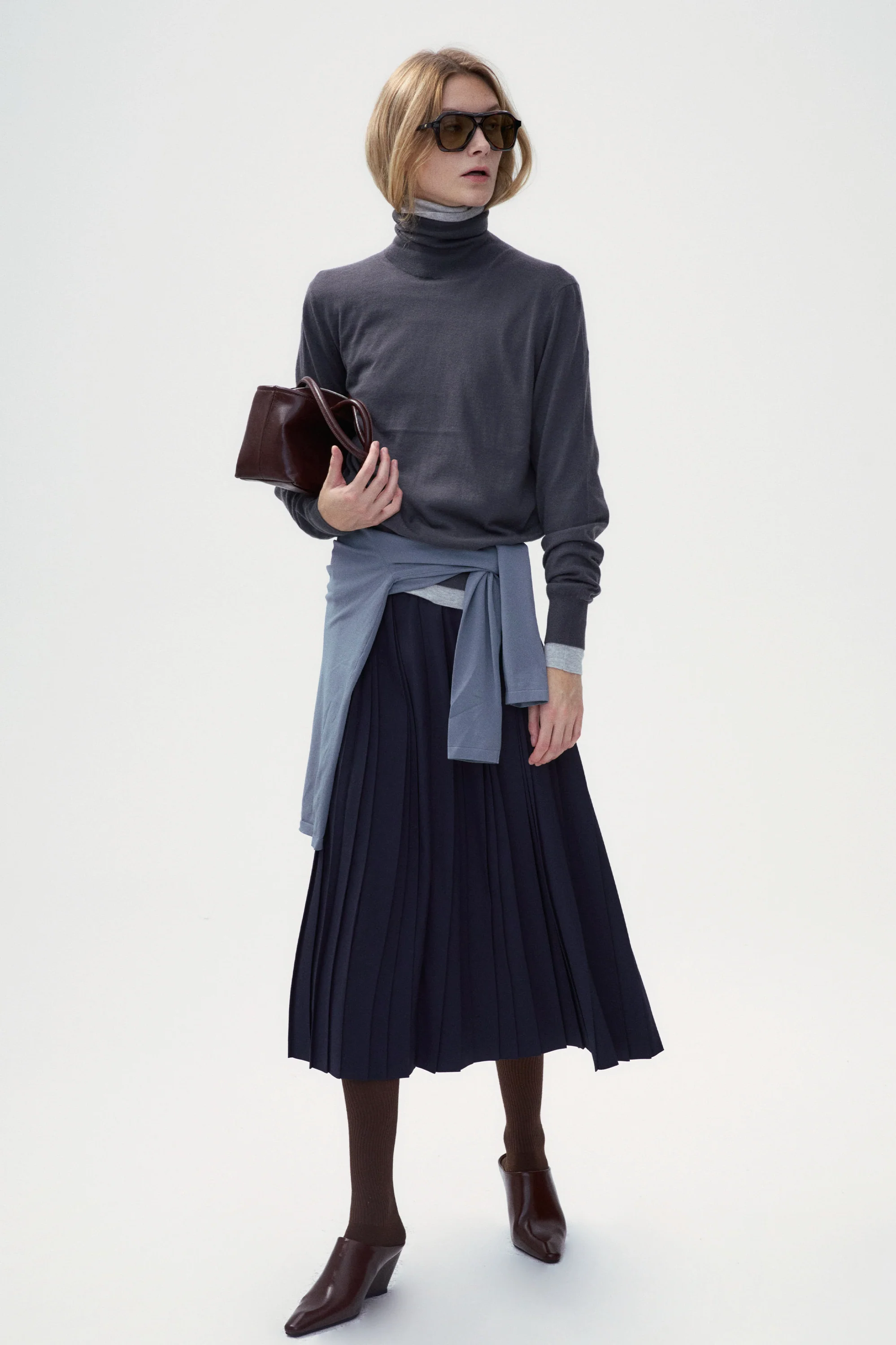 Wool Blend A-shape Pleated Skirt - Navy blue - Image 4