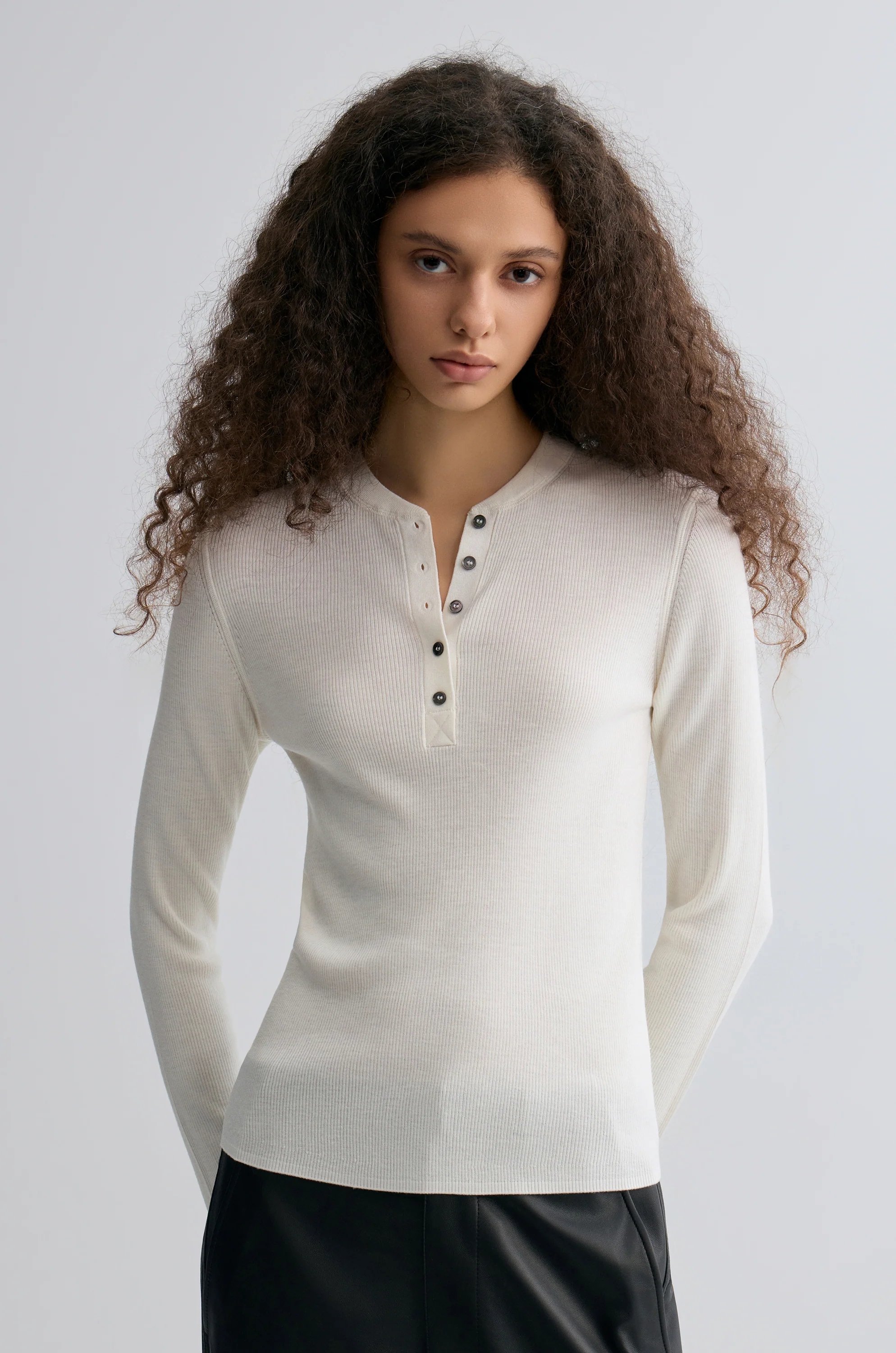 Superfine Merino Wool Knit Henley Off- white - Image 3