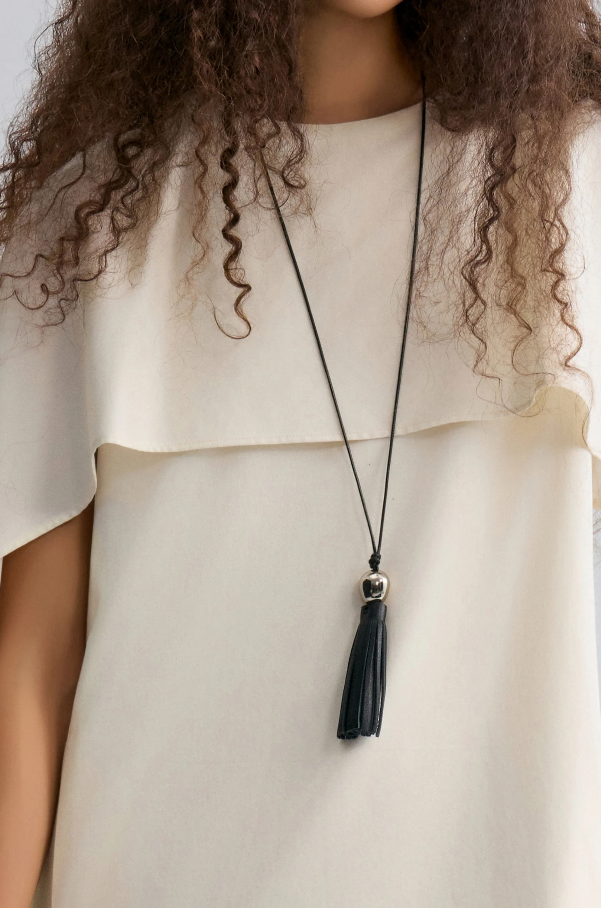 Tassel-pendant Necklace - Image 5