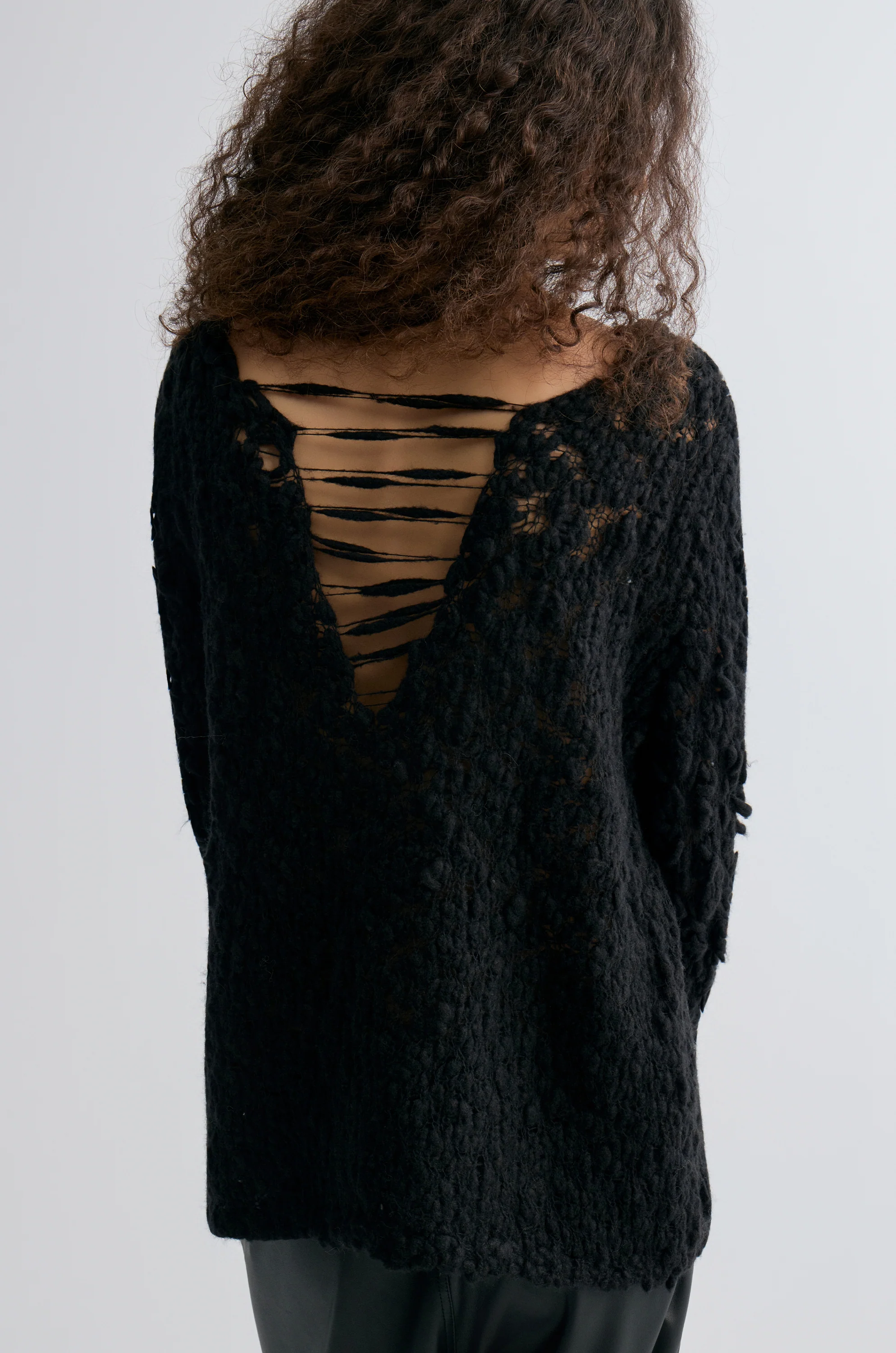 Textured Chunky-knit Sweater Black - Image 6