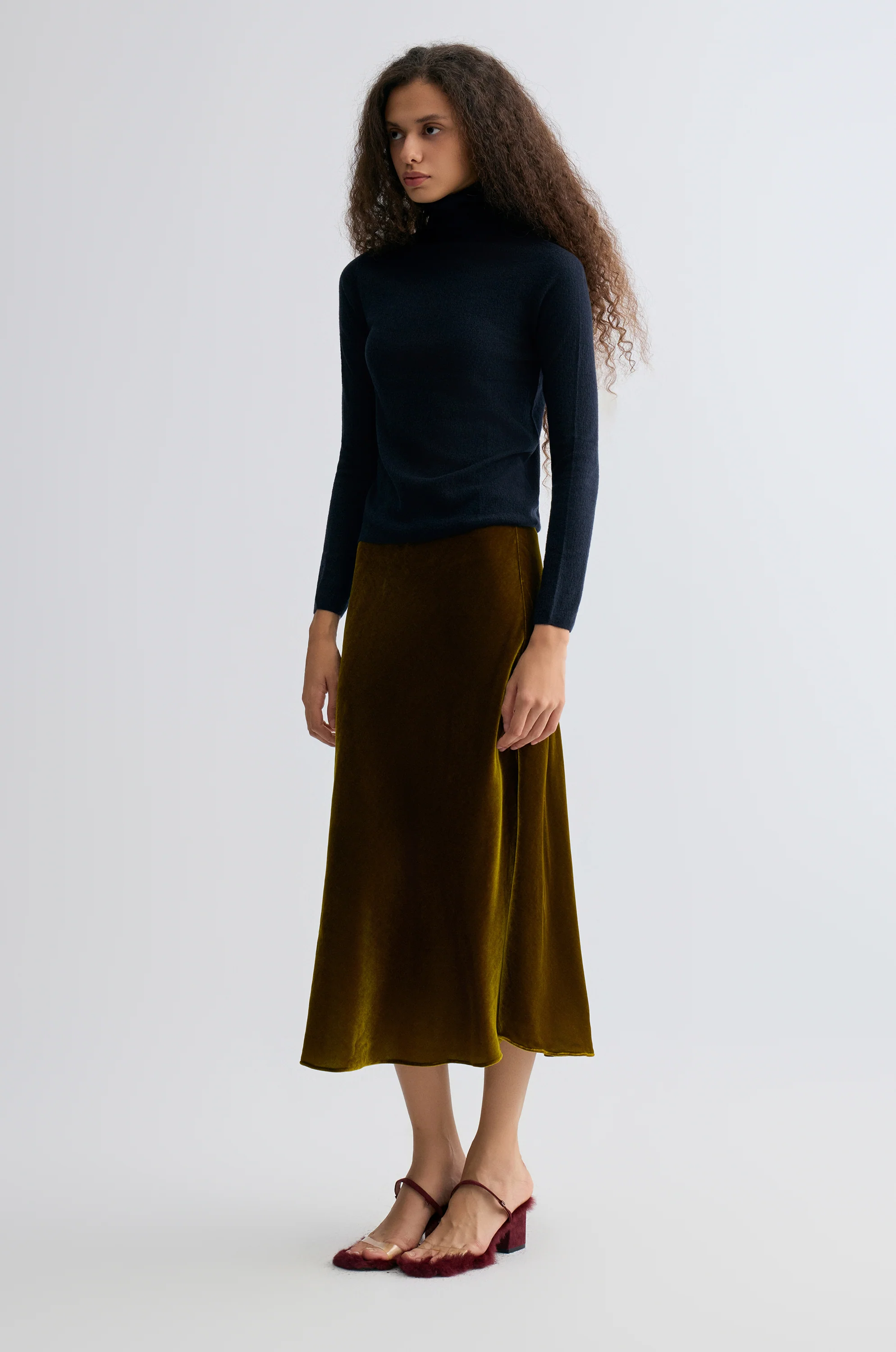Velvet Mermaid Skirt Antique Gold-tone - Image 6