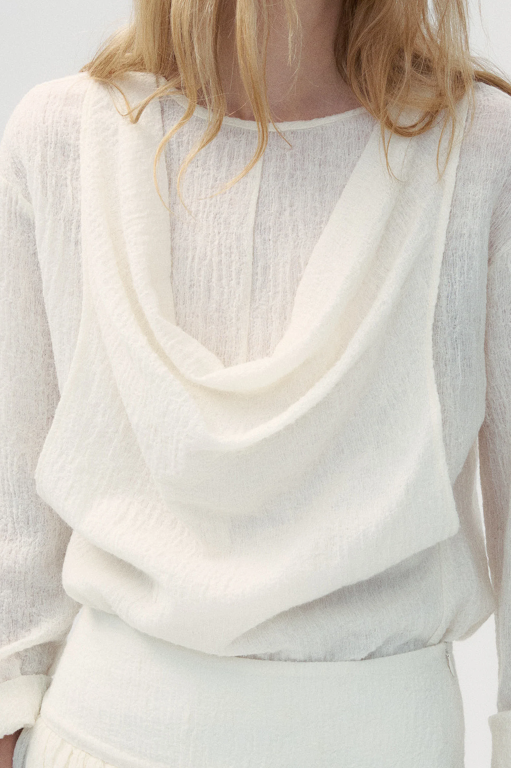 Voluminous Wool Blend Knitted Pullover - Ruby - Image 7
