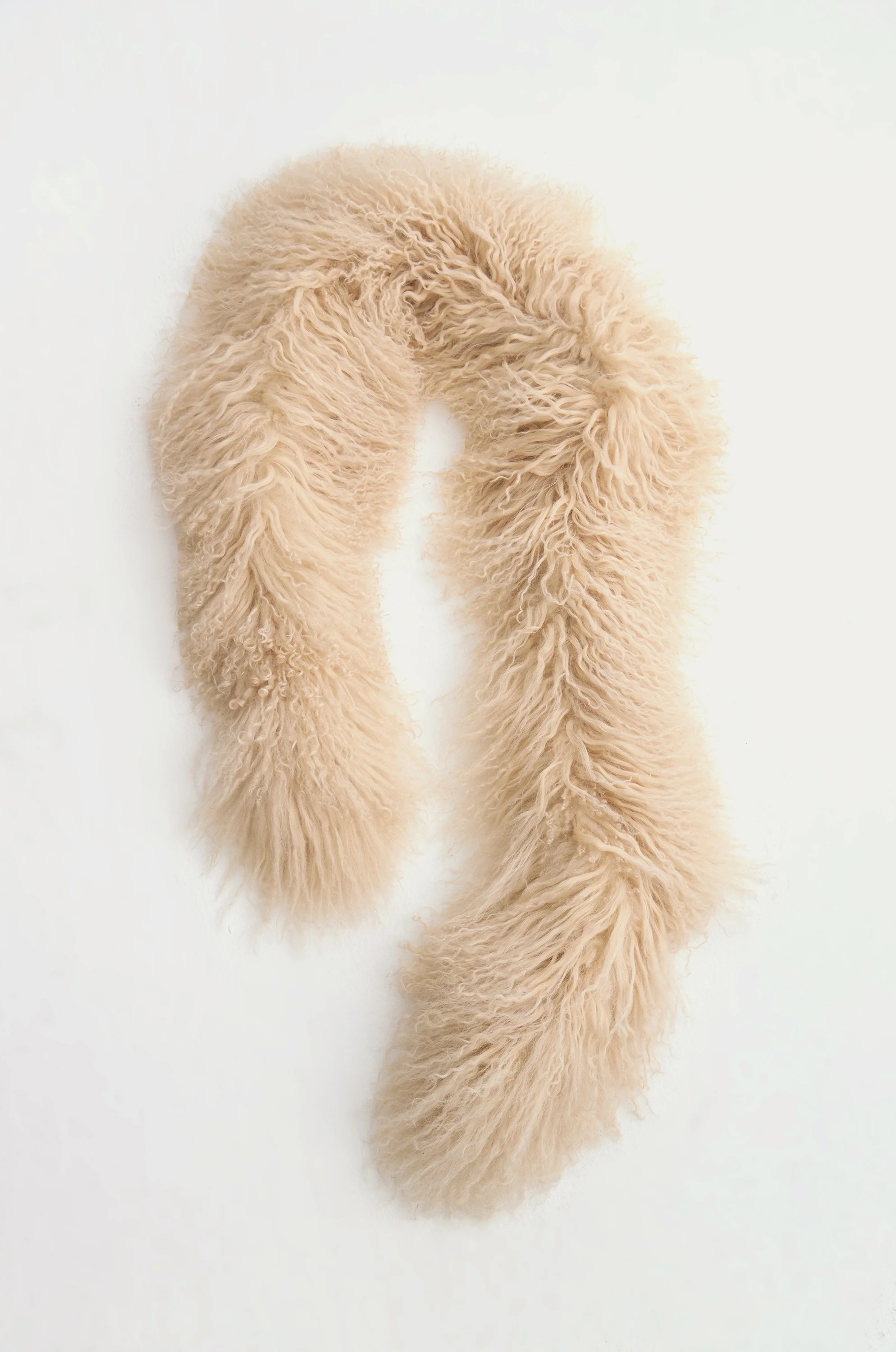 Whisper Long-haired Lamb Scarf Beige - Image 3