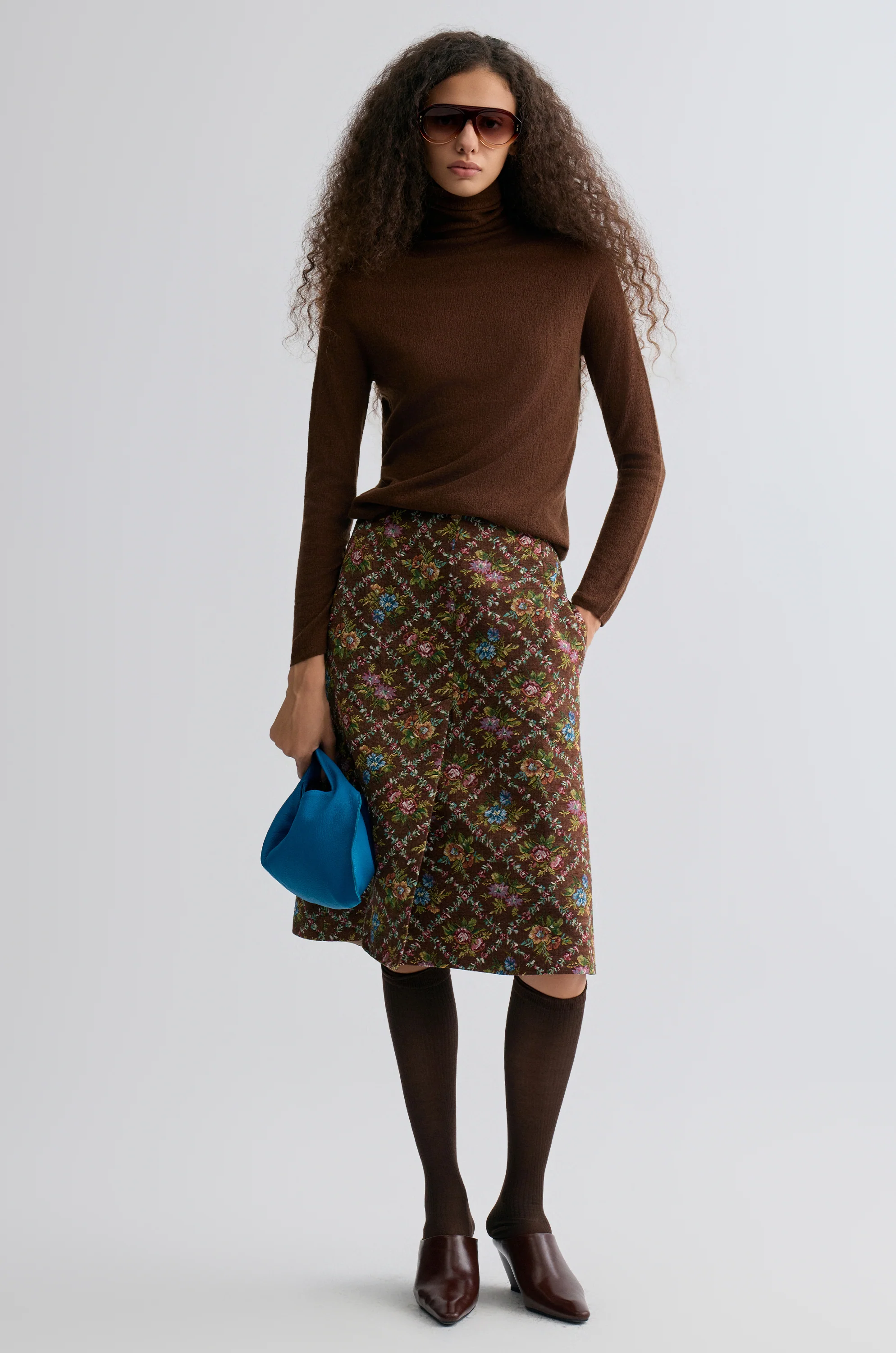 Wholegarment Fine Turtleneck Rust - Image 6